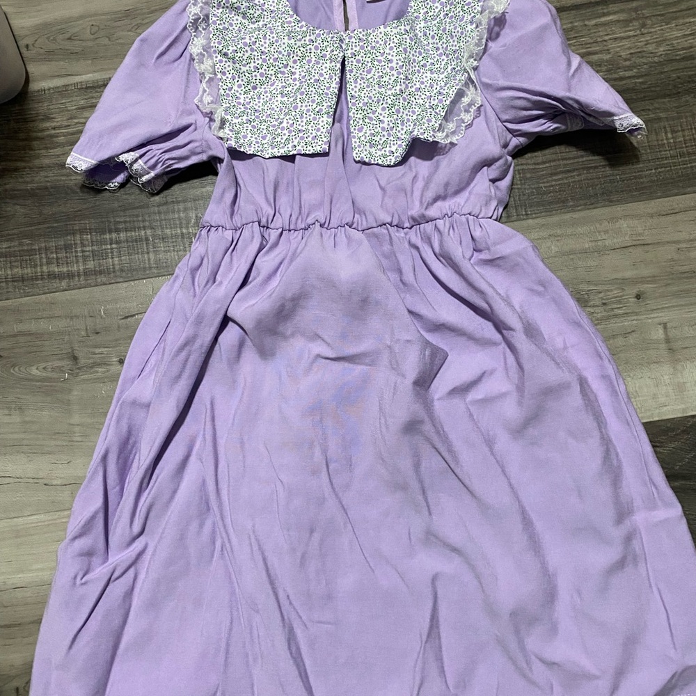 Purple Kids Dress with Floral Collar Size 5/6T - Picture 1 of 5